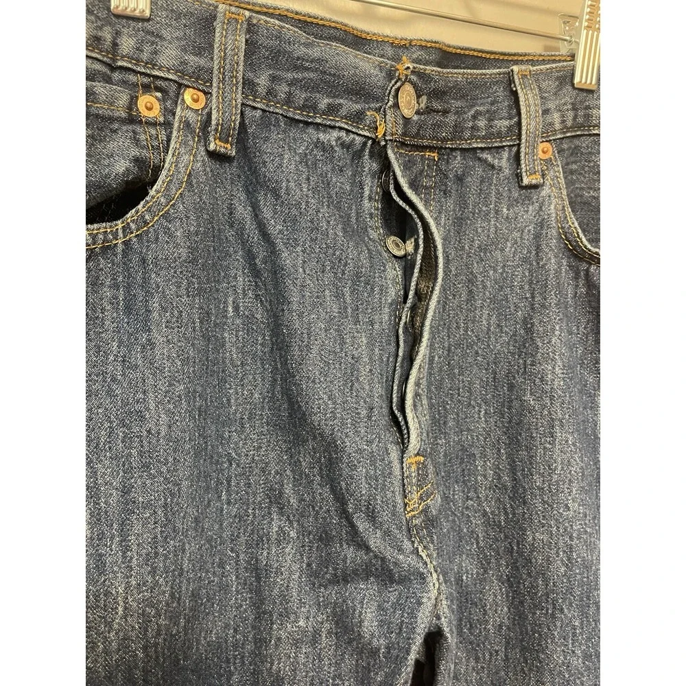 Levis 501 Jeans Straight Leg Button Fly Med Stonewash 36x34. NWOT